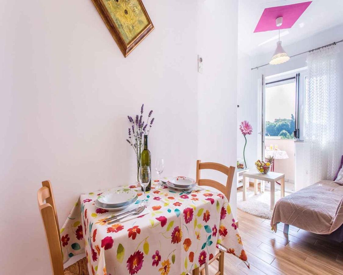 Apartment In Vrbnik/Insel Krk 36873 Экстерьер фото